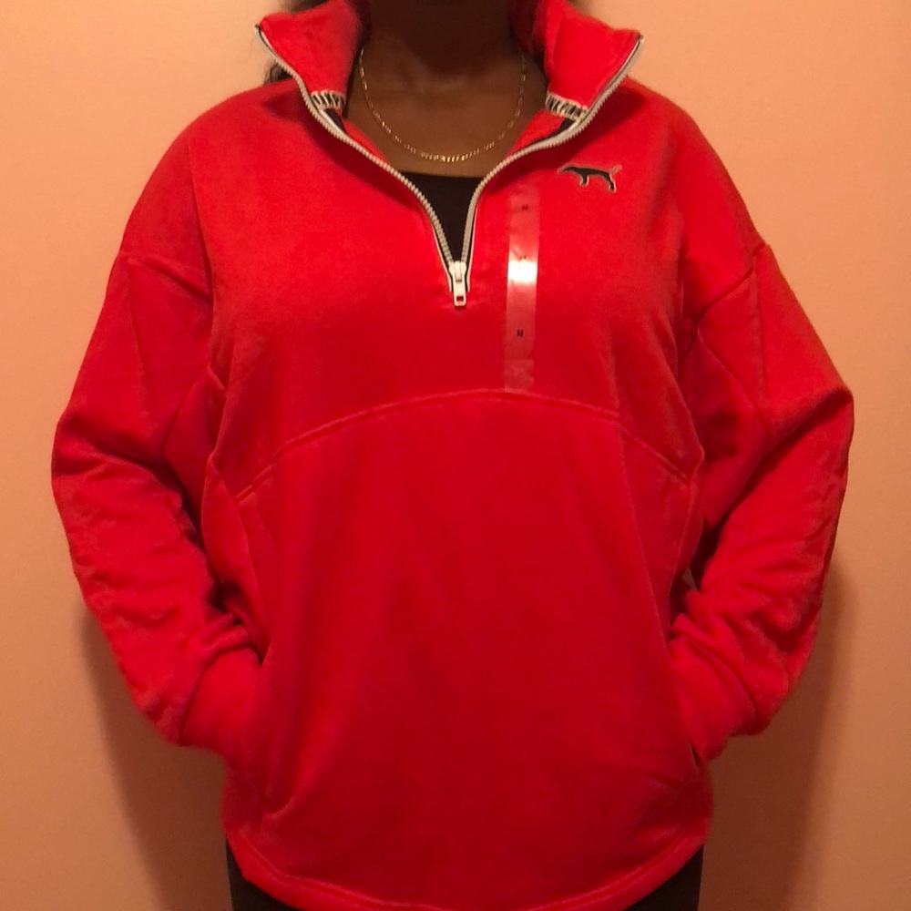 ✨Victoria’s Secret half zip sweater✨